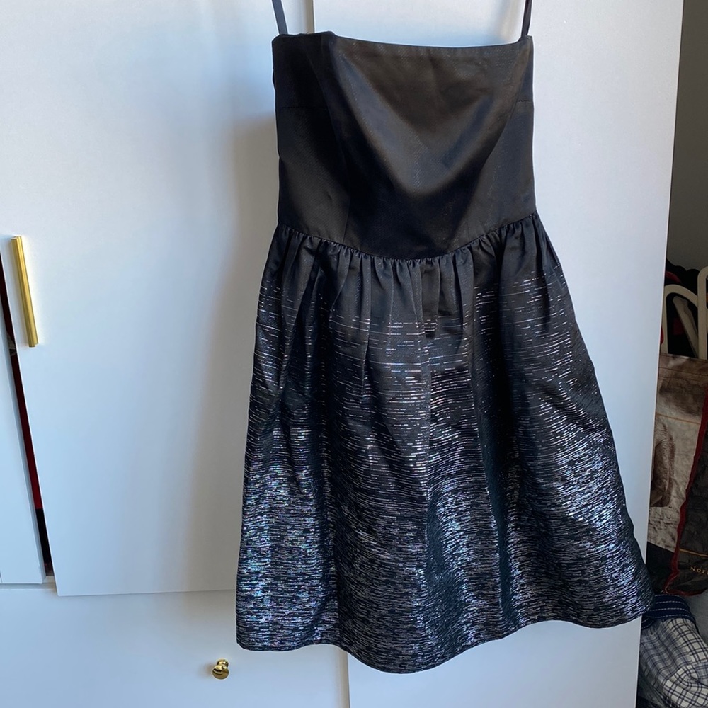 Strapless dress